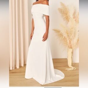 Exceptional Romance White Off-the-Shoulder Mermaid Maxi Dress